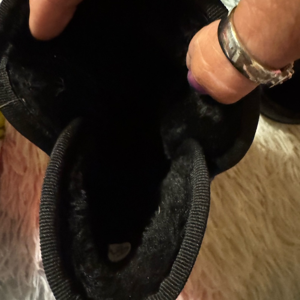 Black Women's Ankle Boots - Picture 4 of 7